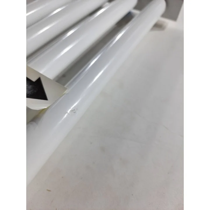 Wyprzedażowy - Grzejnik łazienkowy Dione DI-900x430-D50-W biały połysk
