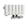 Zawór termostatyczny Multiflow chrom, figura kątowa prawa podłączony do grzejnika dekoracyjnego Advantage 180x29 w kolorze biały